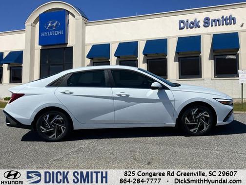 2025 Hyundai ELANTRA Limited