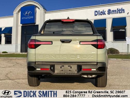 2025 Hyundai SANTA CRUZ SEL Activity