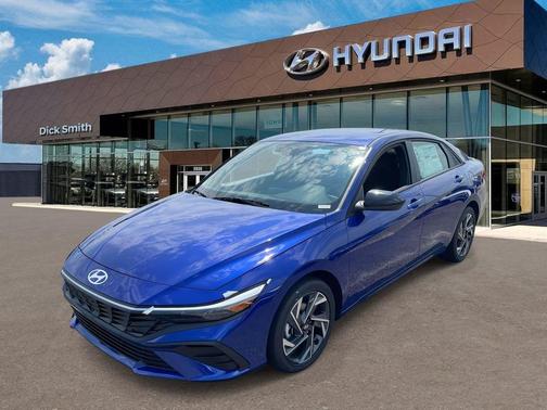 2025 Hyundai ELANTRA HEV SEL Sport
