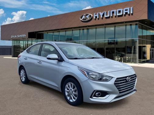 2022 Hyundai Accent SEL