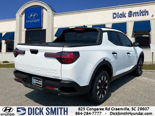 2025 Hyundai SANTA CRUZ SEL Activity