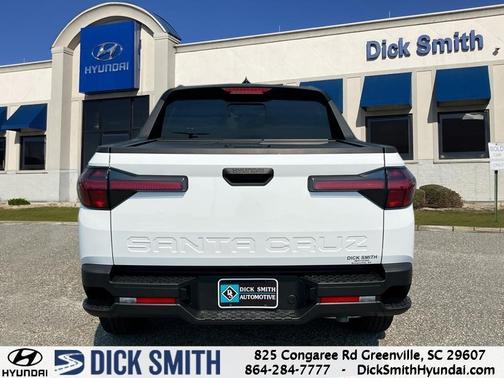 2025 Hyundai SANTA CRUZ SEL Activity
