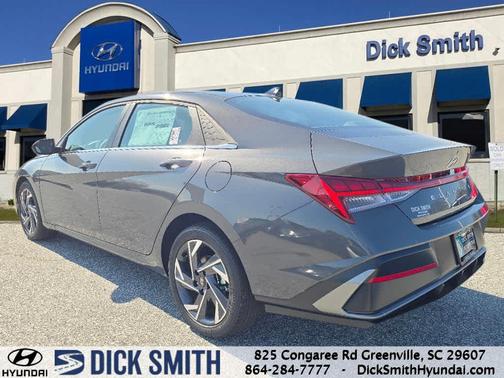 2025 Hyundai ELANTRA SEL Convenience