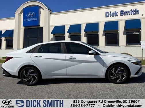 2025 Hyundai ELANTRA Limited
