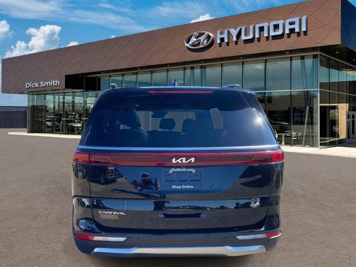 2024 Kia Carnival SX Prestige