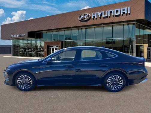 2024 Hyundai SONATA Hybrid SEL