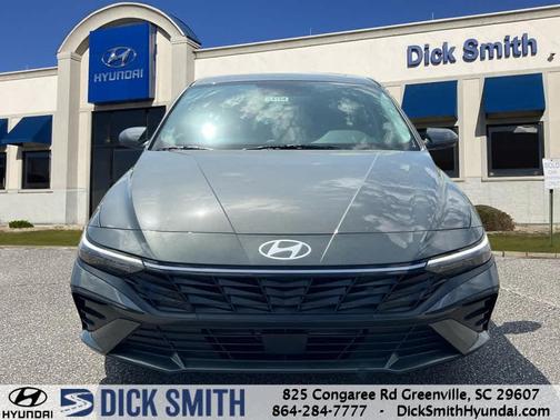 2025 Hyundai ELANTRA SEL Convenience