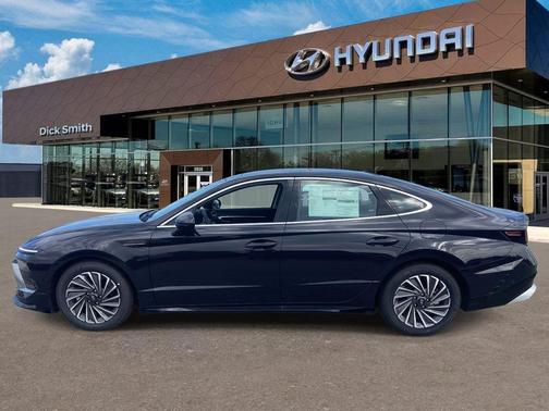2025 Hyundai SONATA Hybrid Limited
