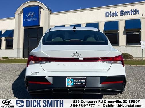 2025 Hyundai ELANTRA SEL Convenience