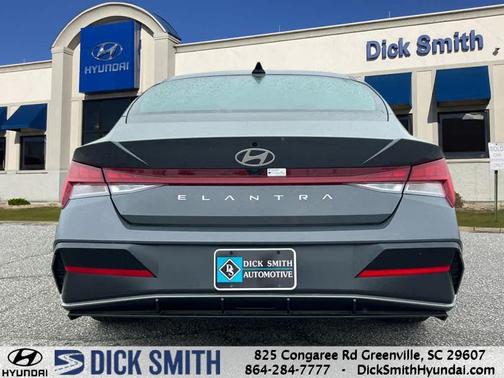 2025 Hyundai ELANTRA SEL Convenience
