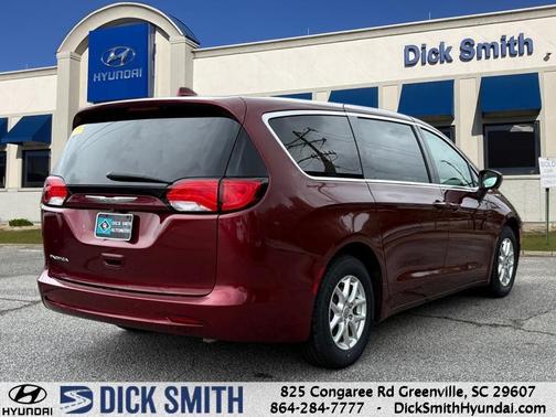 2017 Chrysler Pacifica LX
