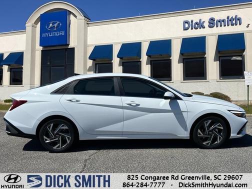 2025 Hyundai ELANTRA Limited