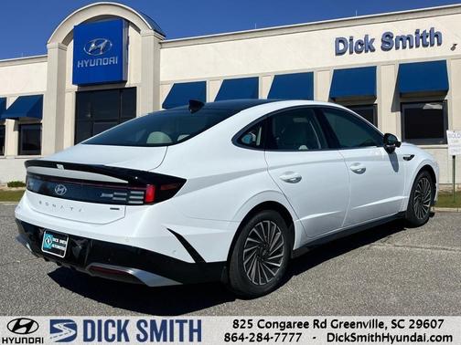 2025 Hyundai SONATA Hybrid Limited