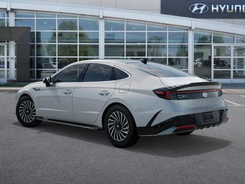 2025 Hyundai SONATA Hybrid Limited