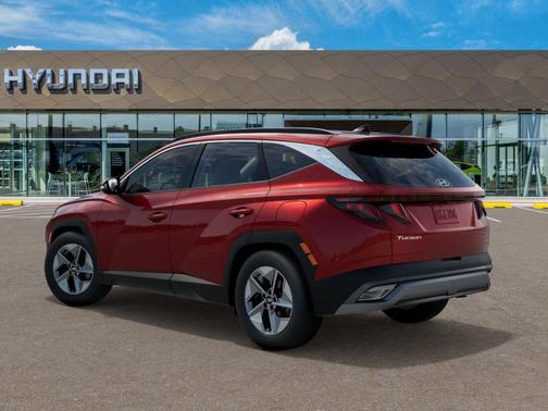 2025 Hyundai TUCSON SEL