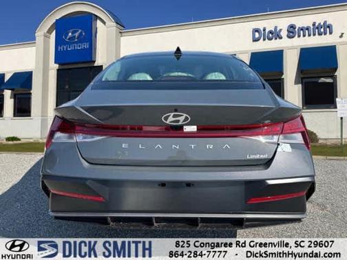 2025 Hyundai ELANTRA Limited