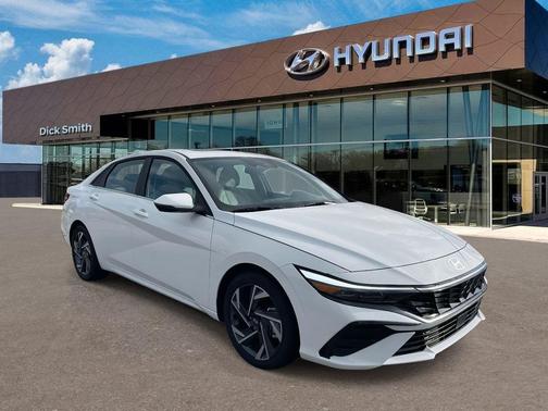 2025 Hyundai ELANTRA Limited