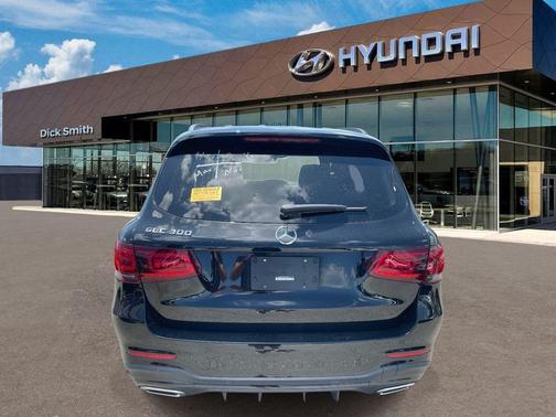 2022 Mercedes-Benz GLC 300 Base