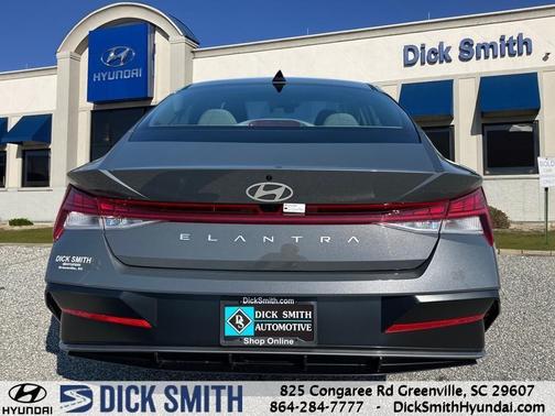 2025 Hyundai ELANTRA SEL Convenience
