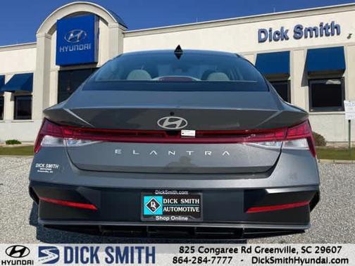 2025 Hyundai ELANTRA SEL Convenience