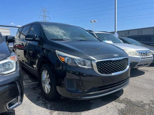 2016 Kia Sedona L