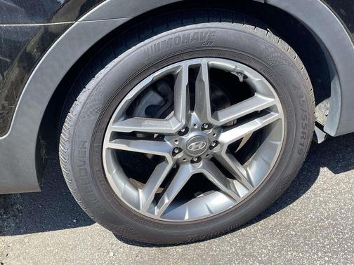 2017 Hyundai SANTA FE Limited Ultimate