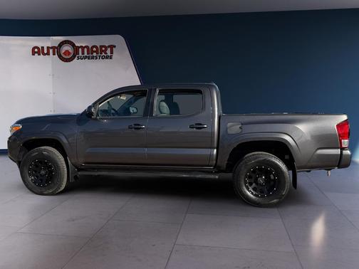 2016 Toyota Tacoma SR