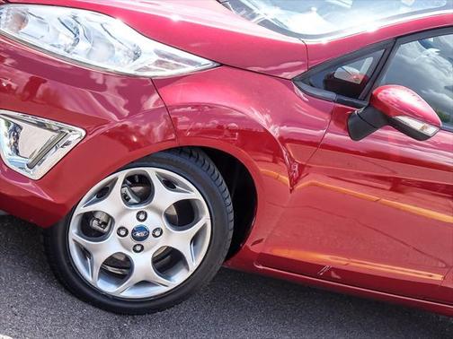 2011 Ford Fiesta SES