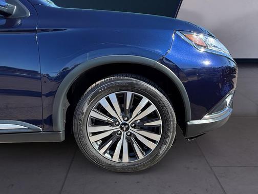 2019 Mitsubishi Outlander SE