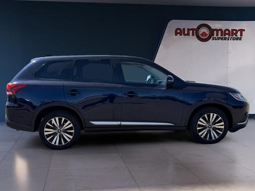 2019 Mitsubishi Outlander SE