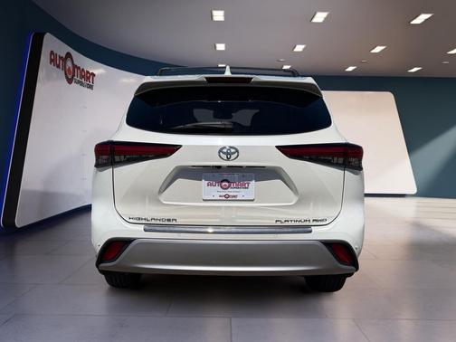 Blizzard Pearl 2021 Toyota Highlander Platinum