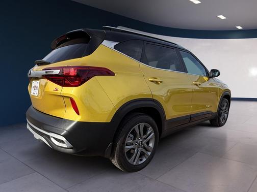 2021 Kia Seltos S