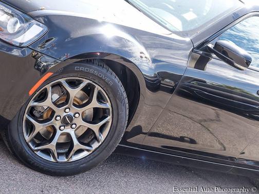 2016 Chrysler 300 S