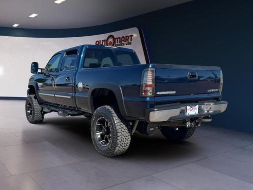 2005 Chevrolet Silverado 2500 LS H/D Crew Cab