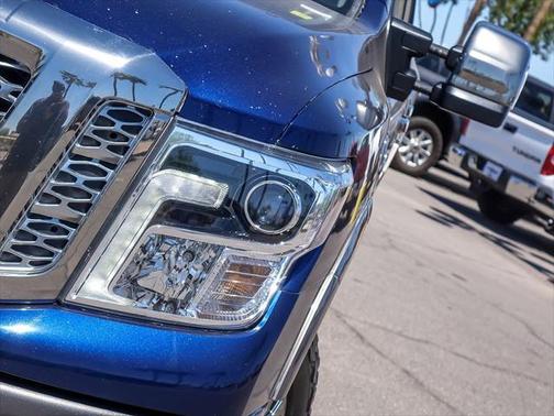 2016 Nissan Titan XD Platinum Reserve