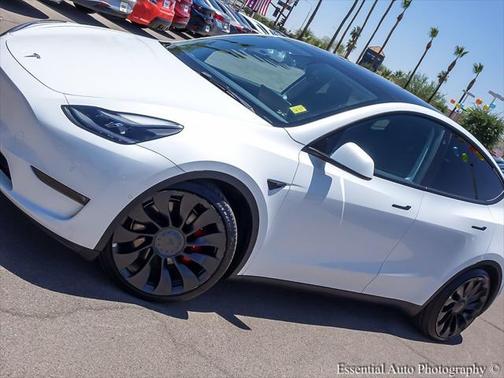2022 Tesla Model Y Performance Dual Motor All-Wheel Drive