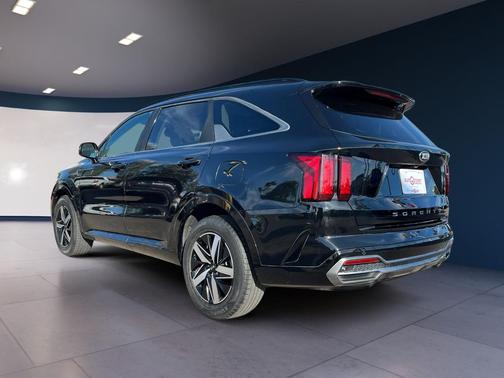 2021 Kia Sorento S