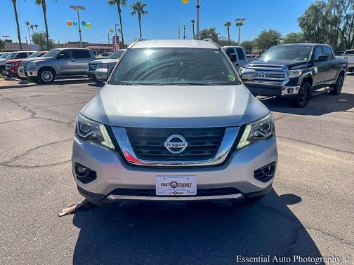 2019 Nissan Pathfinder SL