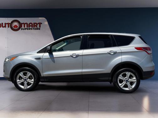 Ingot Silver 2016 Ford Escape SE