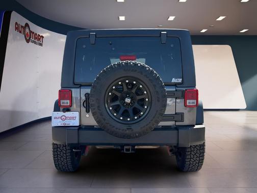 Granite Crystal Metallic Clearcoat 2014 Jeep Wrangler Unlimited Rubicon
