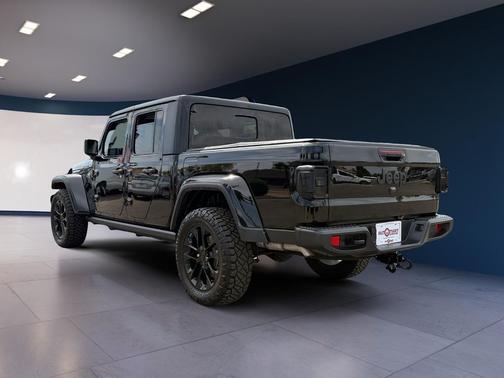 Black Clearcoat 2023 Jeep Gladiator Willys 4x4
