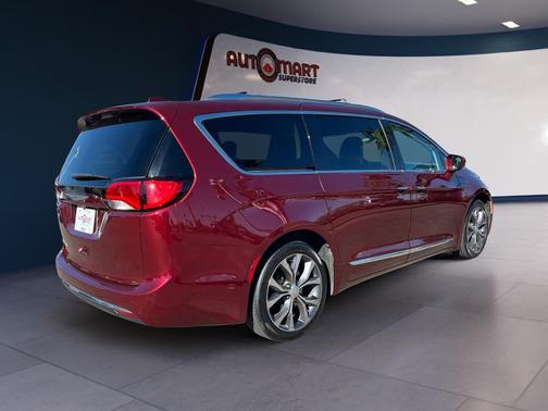 2019 Chrysler Pacifica Touring L