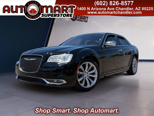 Gloss Black 2018 Chrysler 300 Limited
