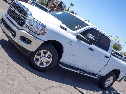 2023 RAM 2500 Big Horn Crew Cab 4x4 6'4' Box