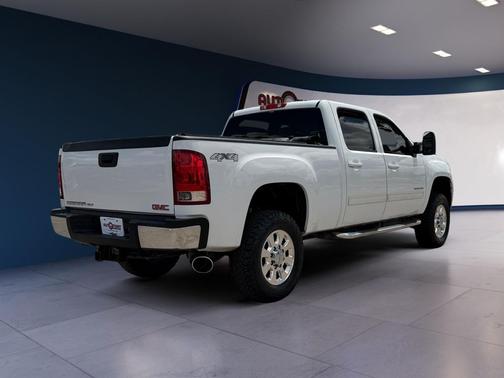 Summit White 2011 GMC Sierra 3500 SLT