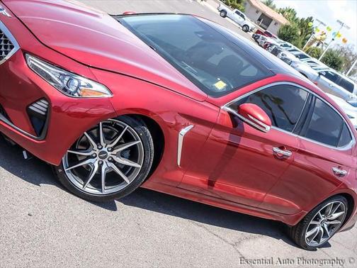 2020 Genesis G70 2.0T RWD