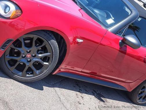 2017 FIAT 124 Spider Base
