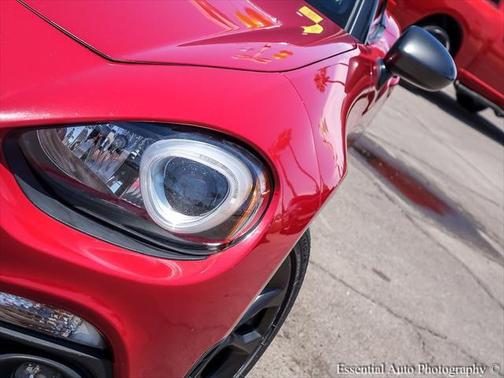 2017 FIAT 124 Spider Base