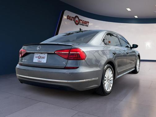 2016 Volkswagen Passat 1.8T SE