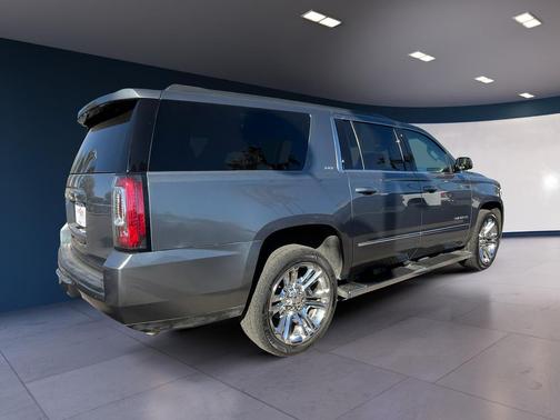 2020 GMC Yukon XL SLT